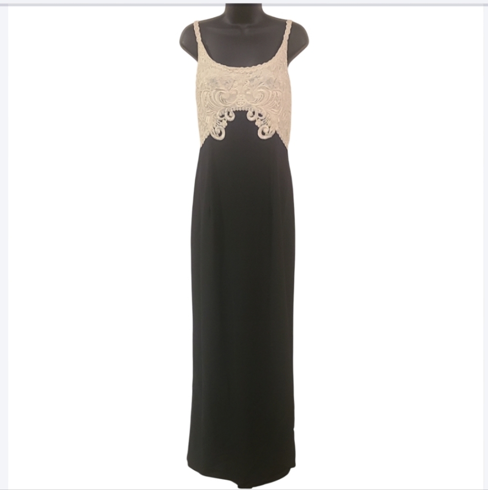 Scott McClintock Black and white formal Dress